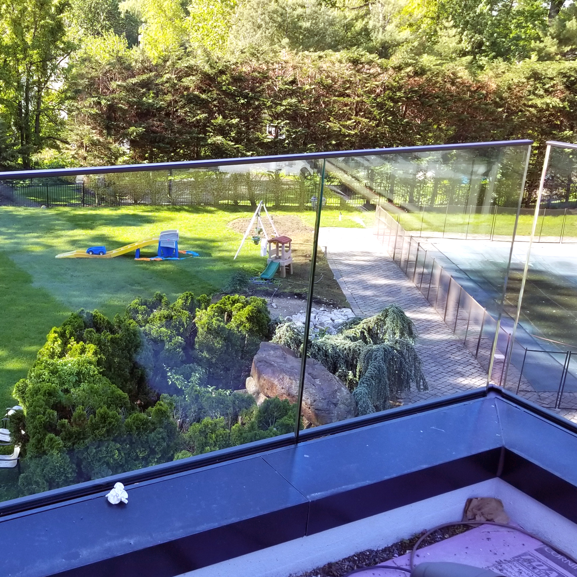 Residential Glass Wall Railings East Chester, NY